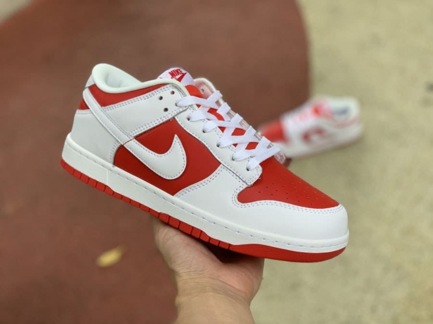 Dunk Low ' Championship Red '