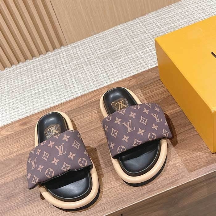 Wmns Pool Pillow Flat Comfort Mule