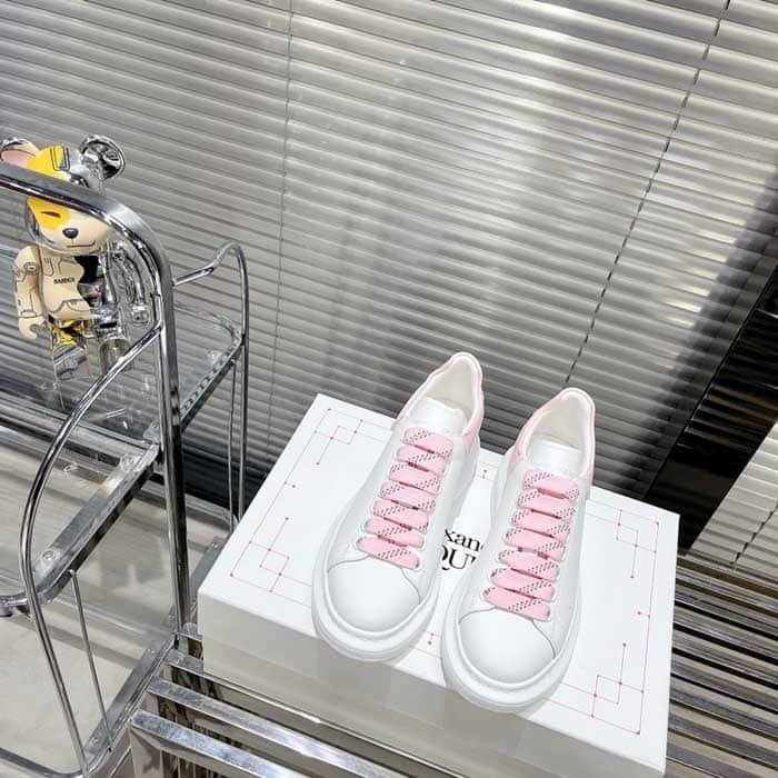 Oversized Sneaker