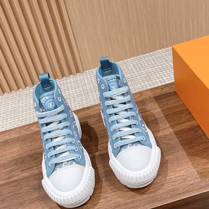 Wmns Squad Sneaker High Top