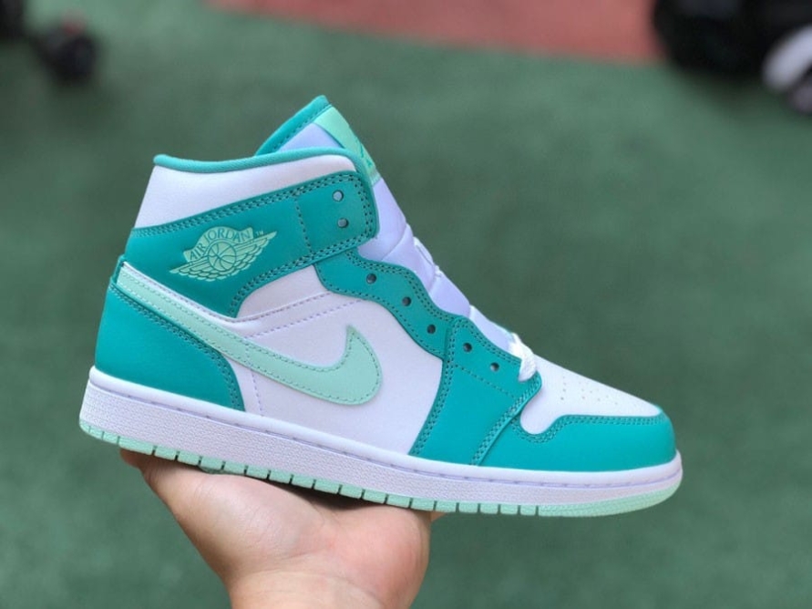 JORDAN 1 MID ' MARINE GREEN ' (W)