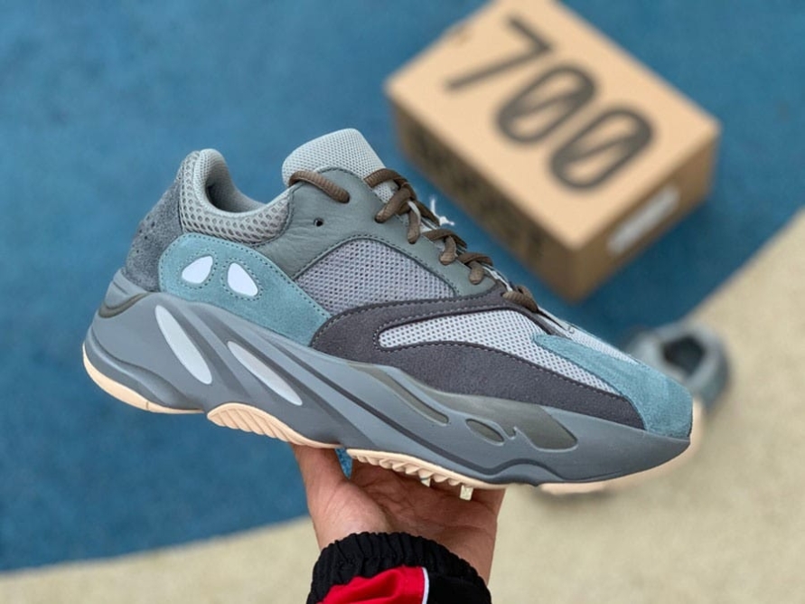 Yeezy Boost 700 ' Teal Blue '