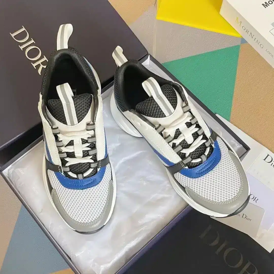 B22 SNEAKER