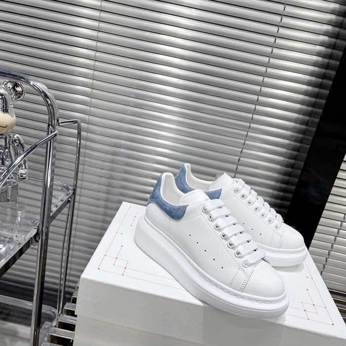Oversized Sneaker