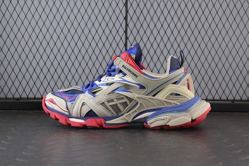 Track 2 ' Beige Blue Red '