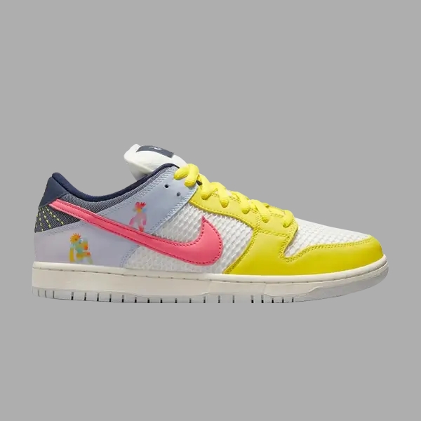DUNK LOW SB ' BE TRUE ' ALTERNATE '
