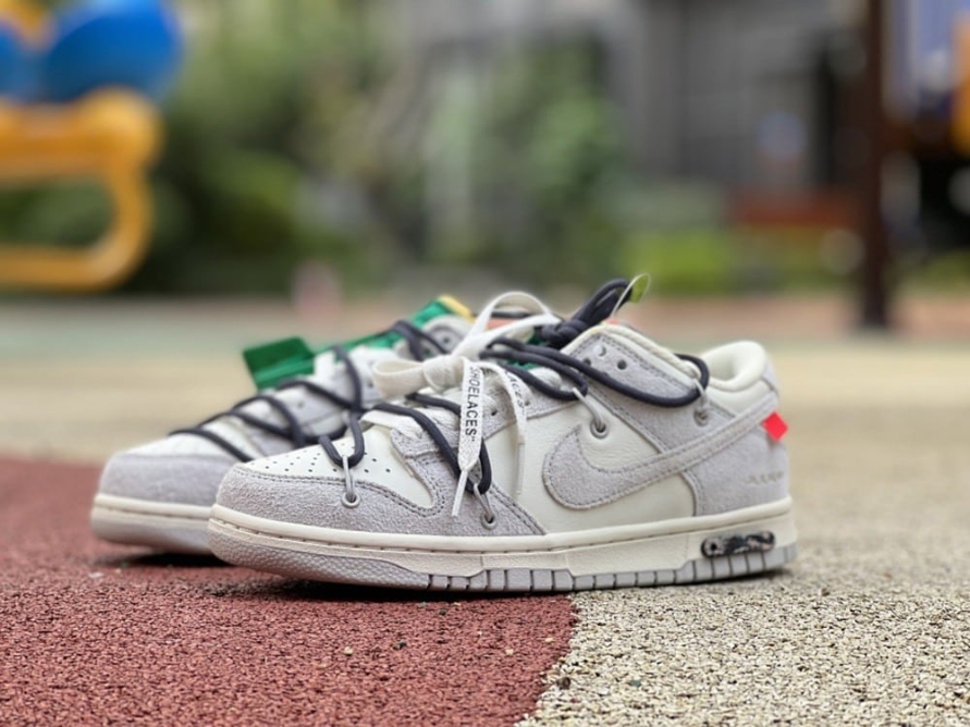 Off-White x Dunk Low ' Lot 20 of 50 '