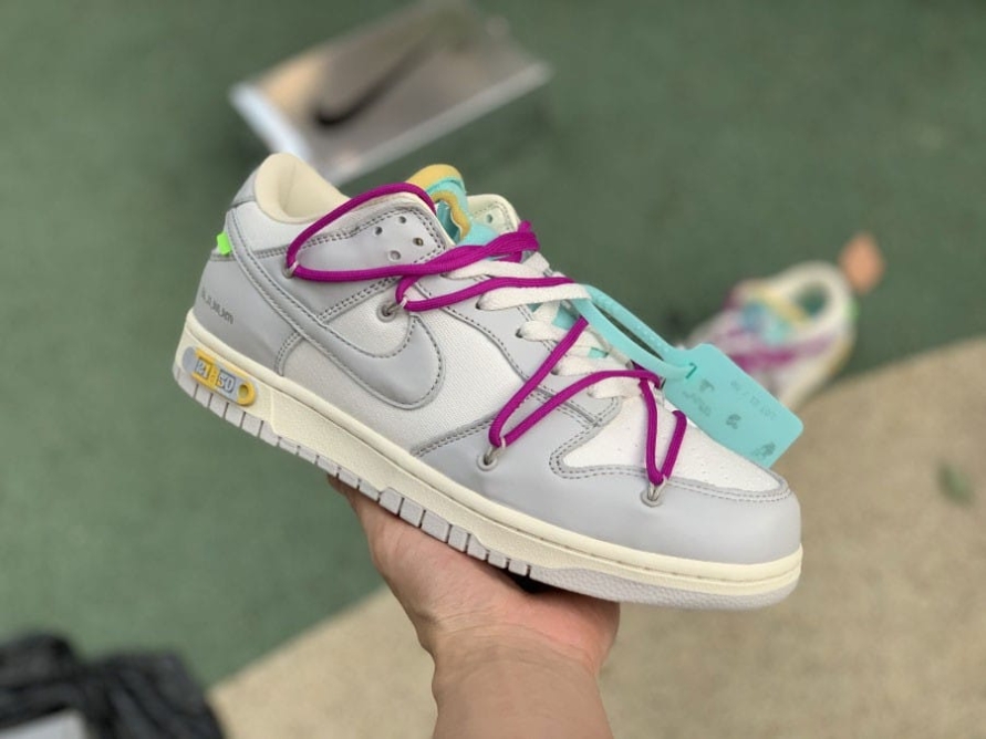 Off-White x Dunk Low ' Lot 21 of 50 '