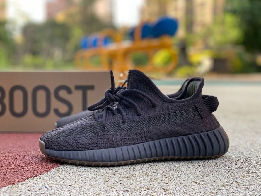 Yeezy Boost 350 V2 ' Cinder Reflective '