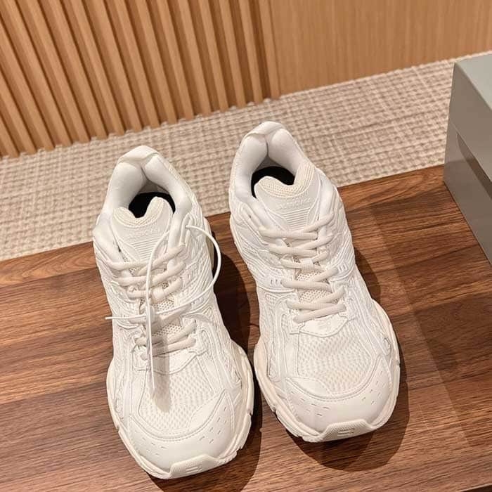 X-Pander Sneaker