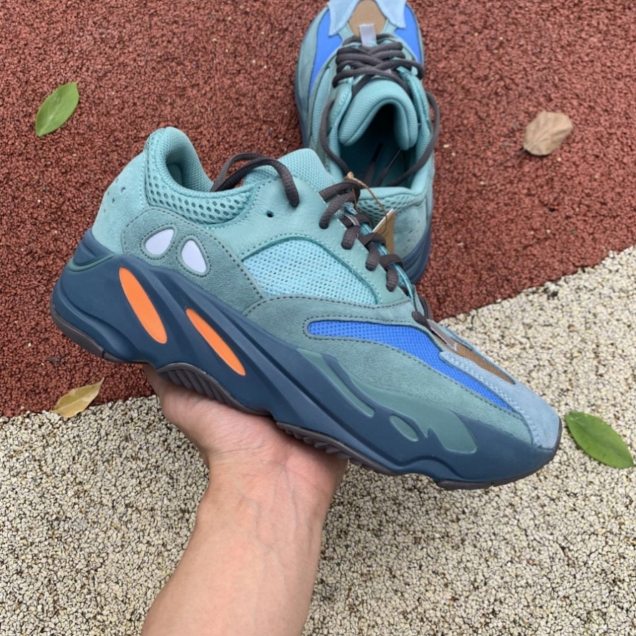 Yeezy Boost 700 ' Faded Azure '
