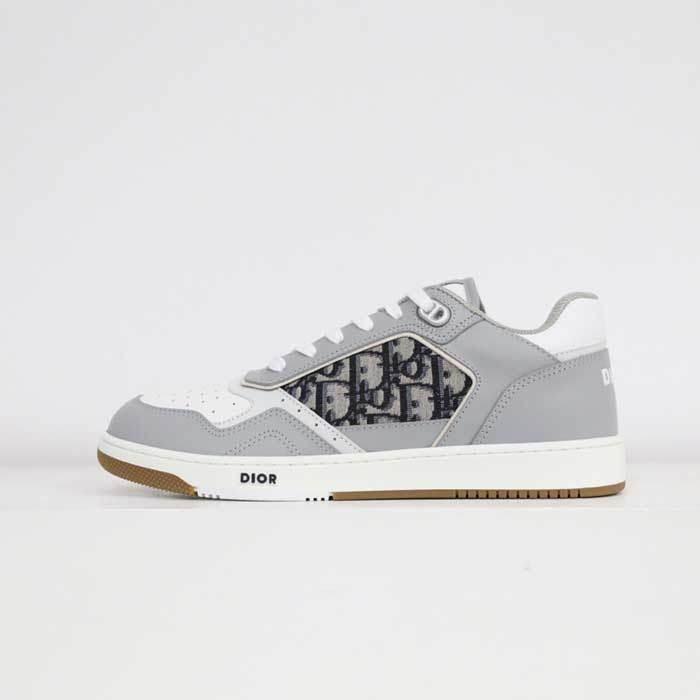 B27 Low Top Sneaker
