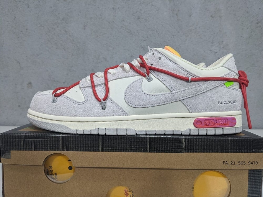 Off-White x Dunk Low ' Lot 40 of 50 '