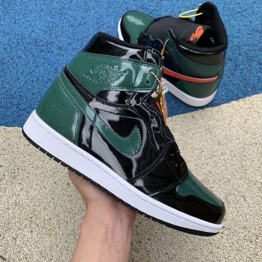 SoleFly x Jordan 1 Retro High OG ' Art Basel ' Friends ' Family