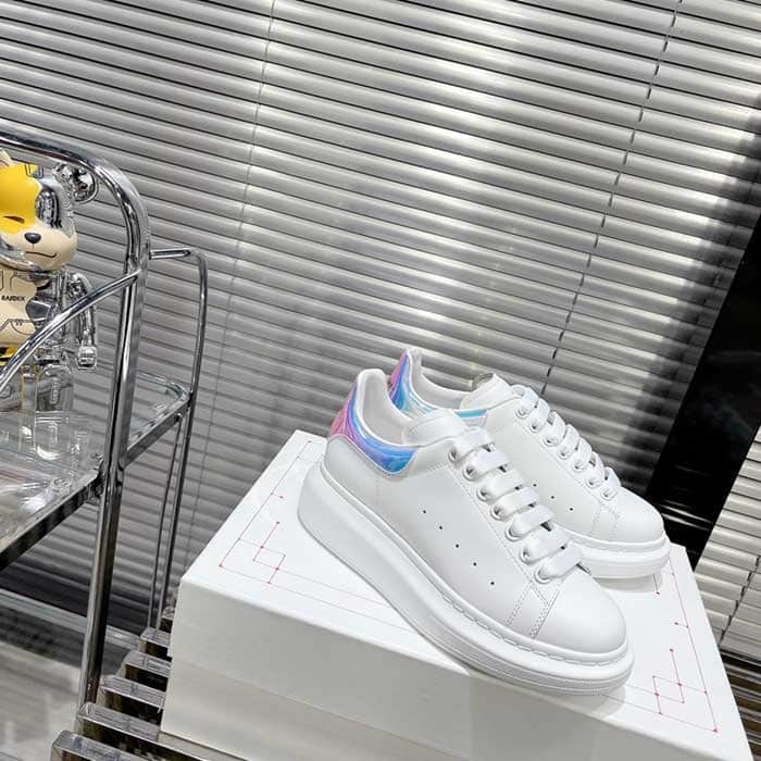 Oversized Sneaker
