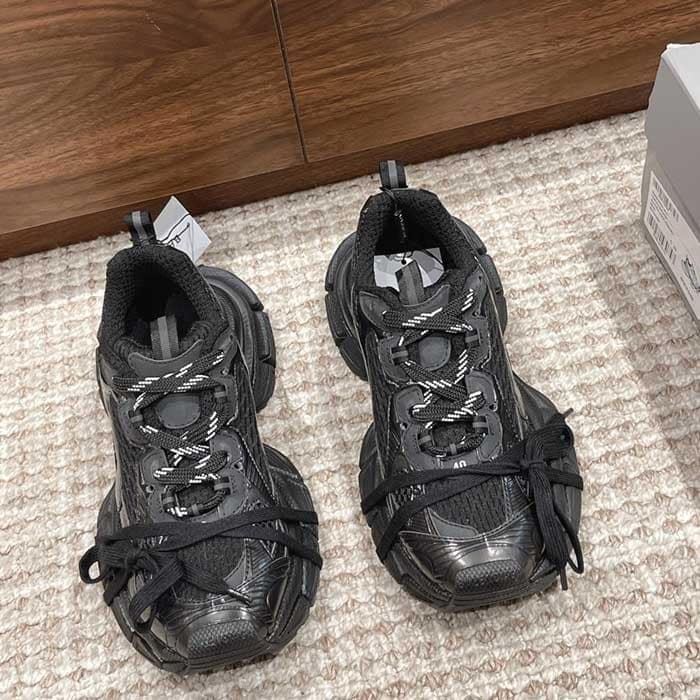3XL Sneakers