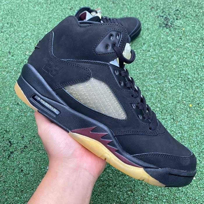 A MA MANI??RE X JORDAN 5 RETRO ' DUSK '