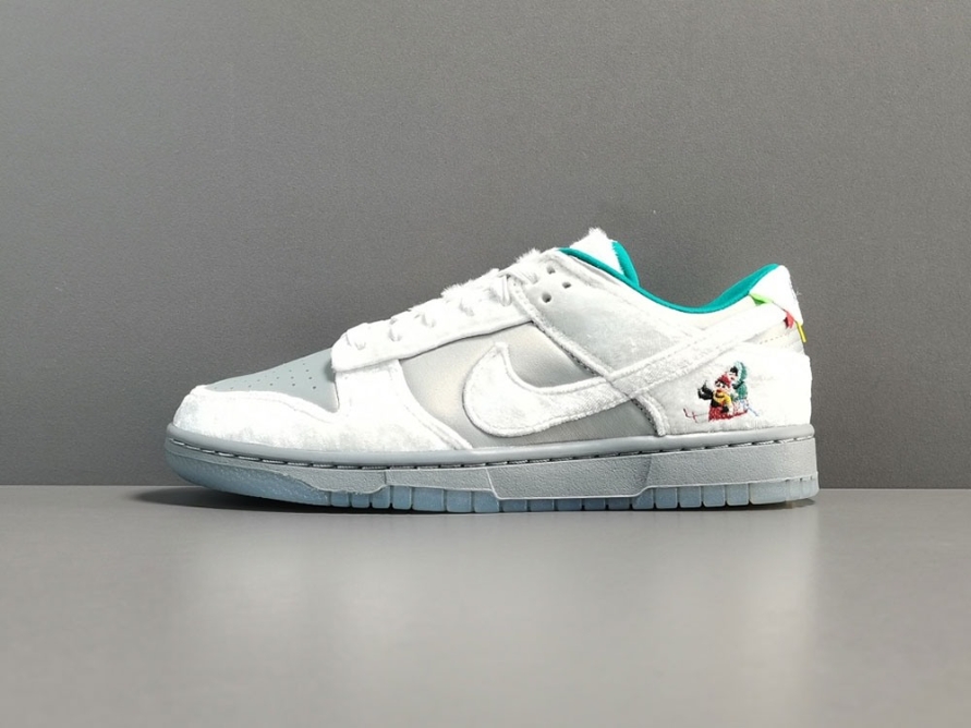 Dunk Low ' Ice ' (W)