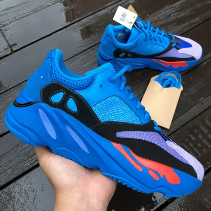 YEEZY BOOST 700 ' HI-RES BLUE '