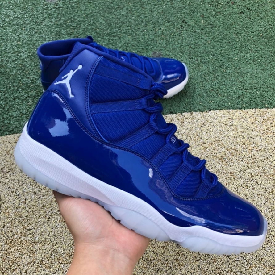 JORDAN 11 RETRO ' MIDNIGHT NAVY WHITE '
