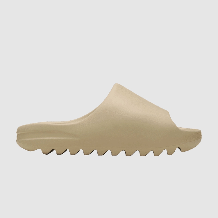 Yeezy Slides ' Desert Sand '