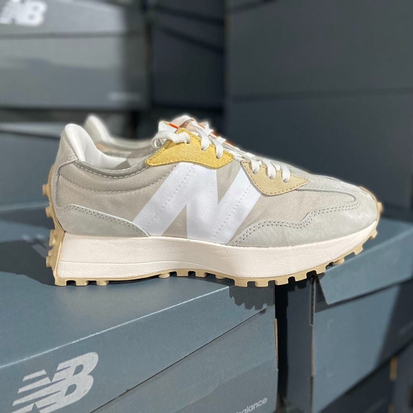327 ' LIGHT GREY ' (W)