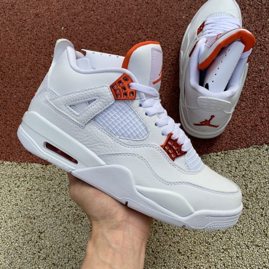 Jordan 4 Retro ' Orange Metallic '