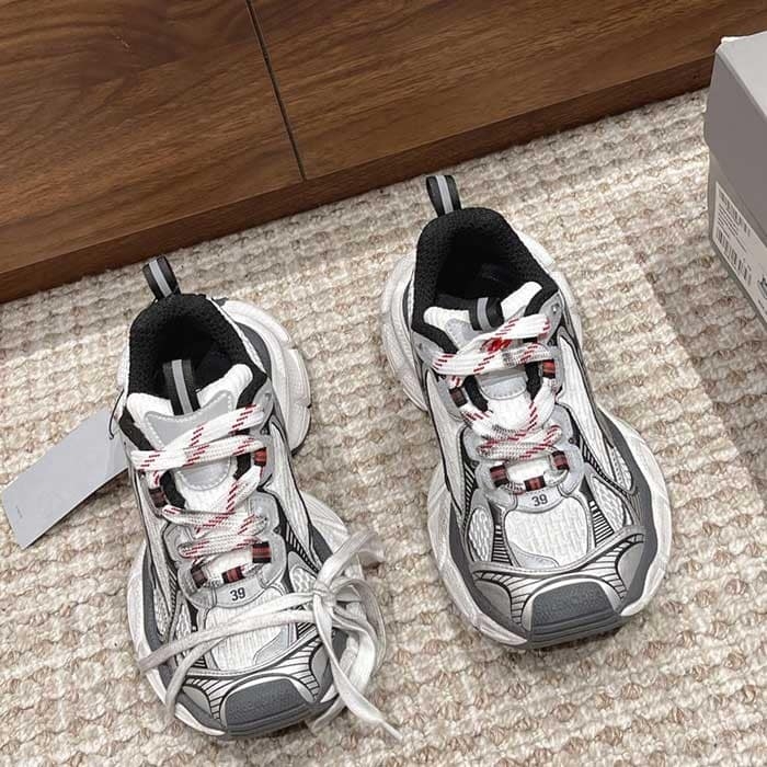 3XL Sneakers
