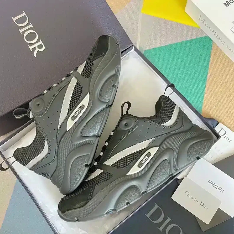 B22 SNEAKER