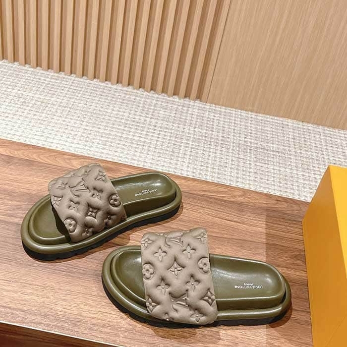 Wmns Pool Pillow Flat Comfort Mule