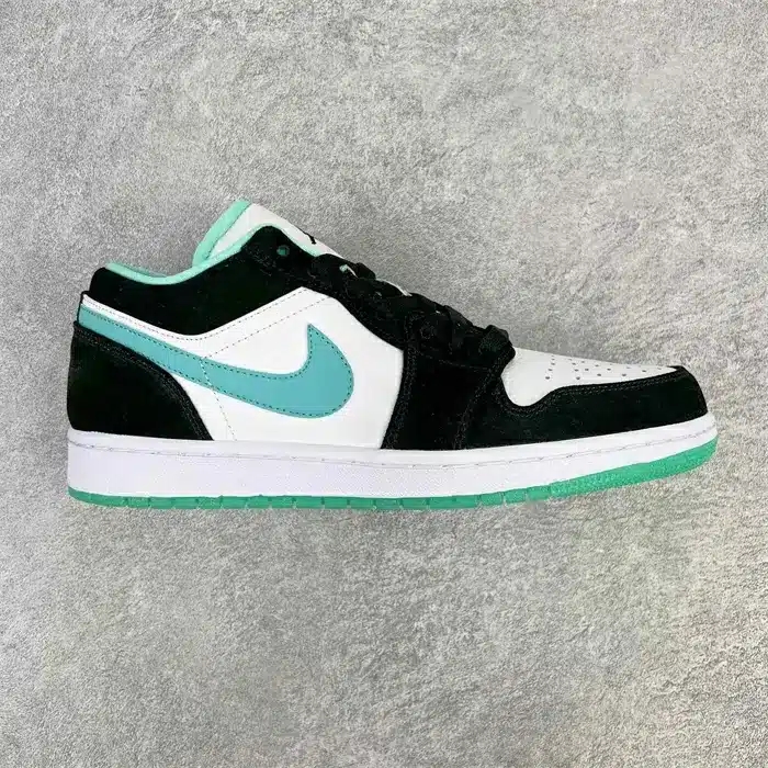 JORDAN 1 LOW ' ISLAND GREEN '