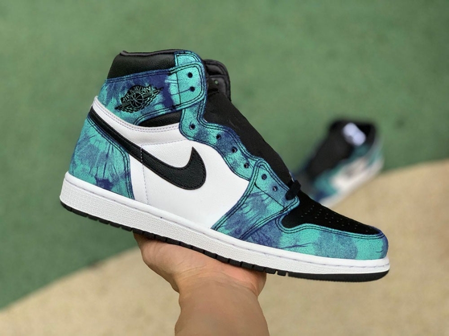 Jordan 1 Retro High OG ' Tie-Dye ' (W)