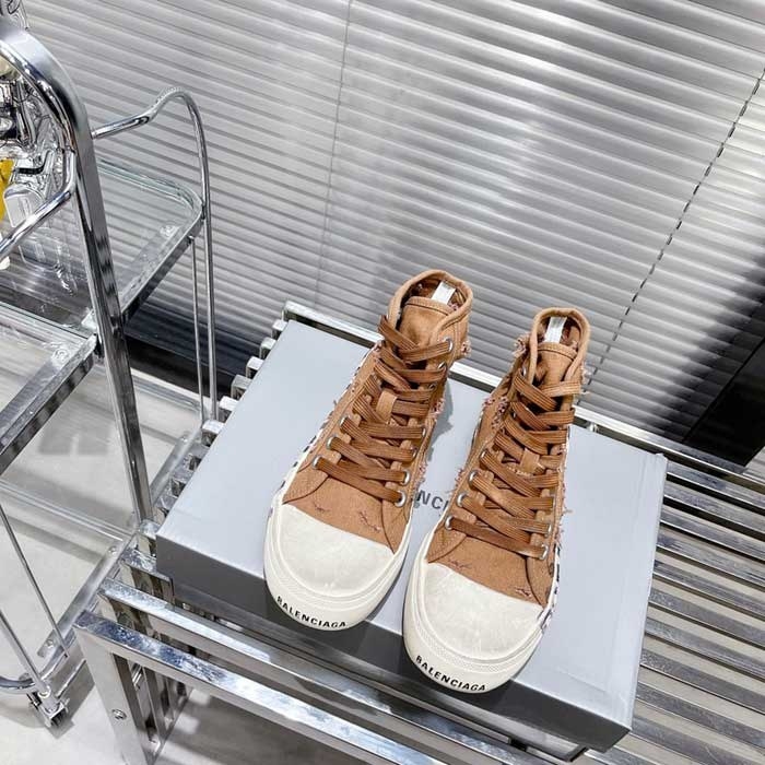 Paris High Top Sneaker