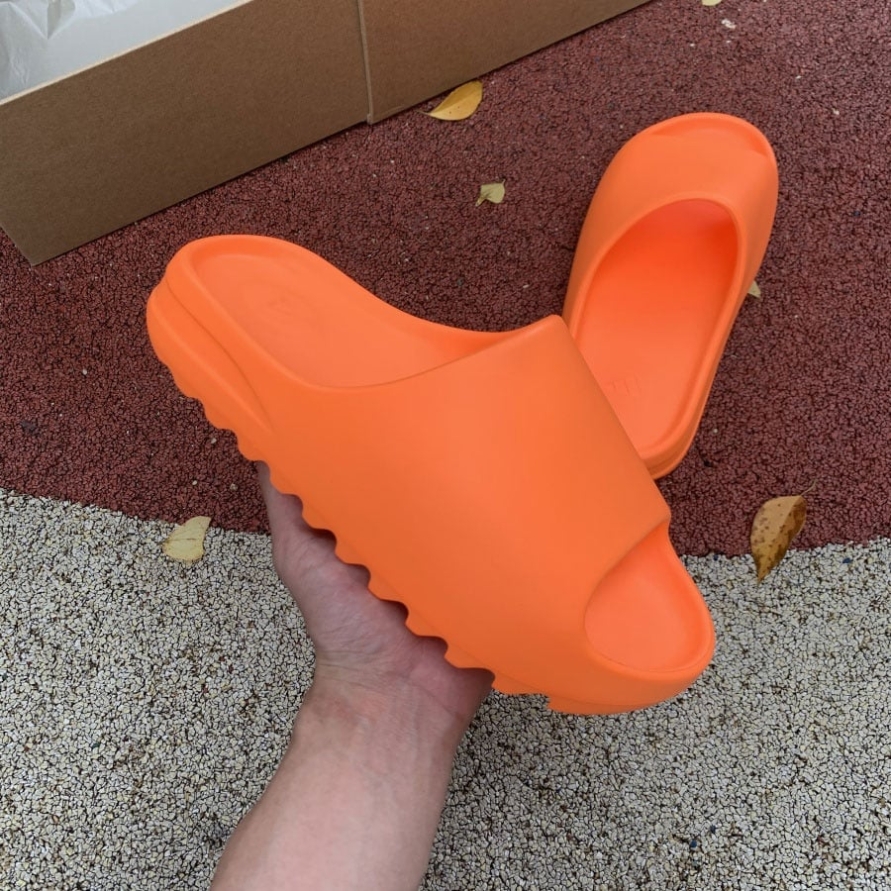 Yeezy Slides ' Enflame Orange '