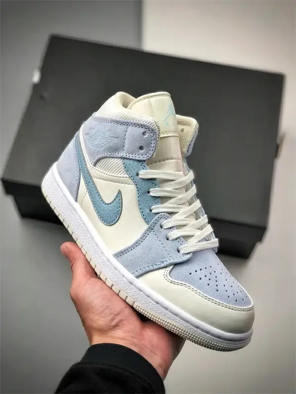 JORDAN 1 MID SE ' SAIL LIGHT BLUE '