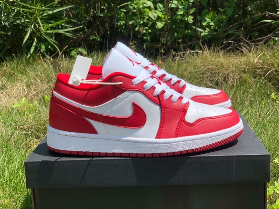 Jordan 1 Low ' Gym Red '