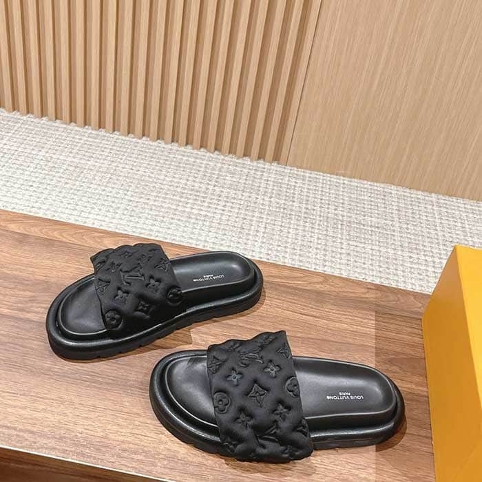 Wmns Pool Pillow Flat Comfort Mule