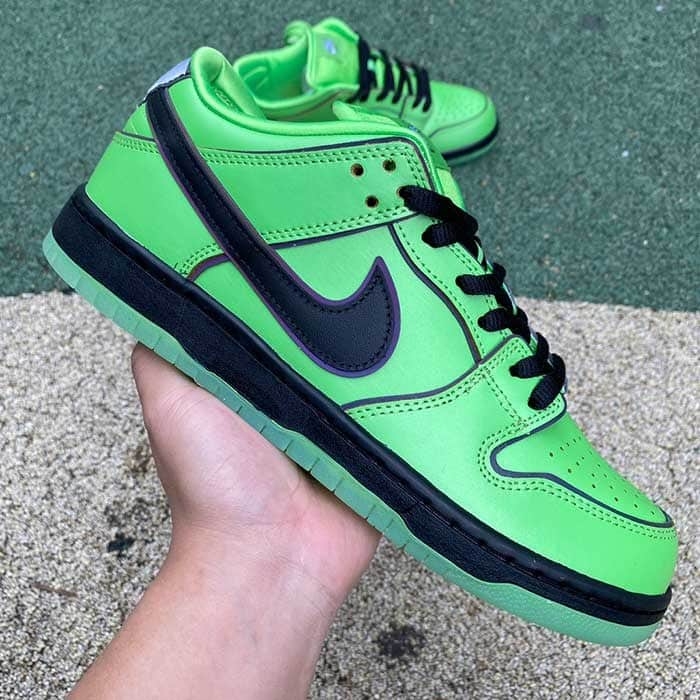 THE POWERPUFF GIRLS X DUNK LOW PRO SB QS ' BUTTERCUP '