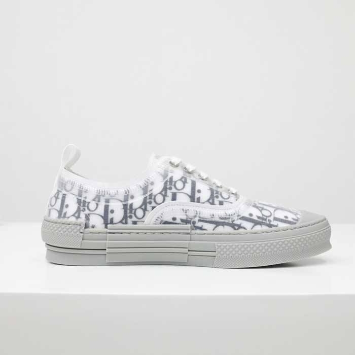 B23 Low Top Sneaker