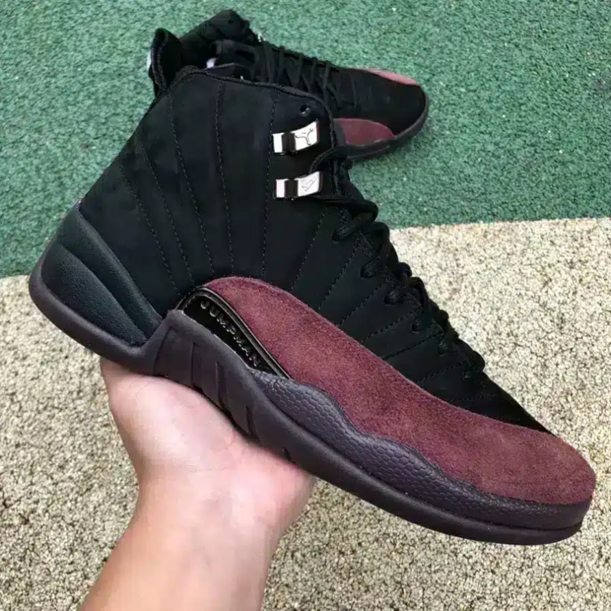 A MA MANI??RE X JORDAN 12 RETRO ' BLACK ' (W)