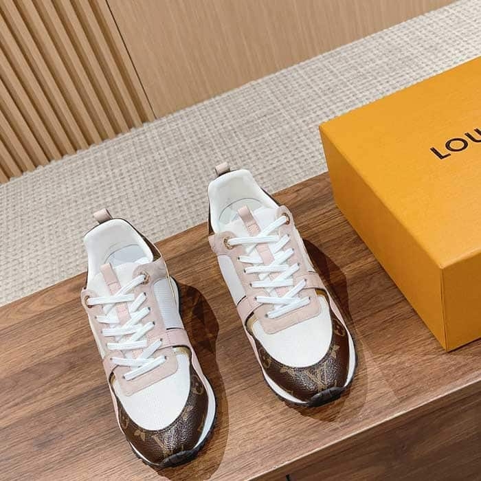 Wmns Run Away Trainers
