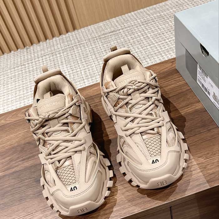 Track Sneaker