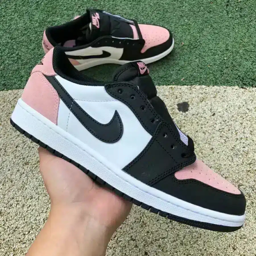 JORDAN 1 RETRO LOW OG ' BLEACHED CORAL '
