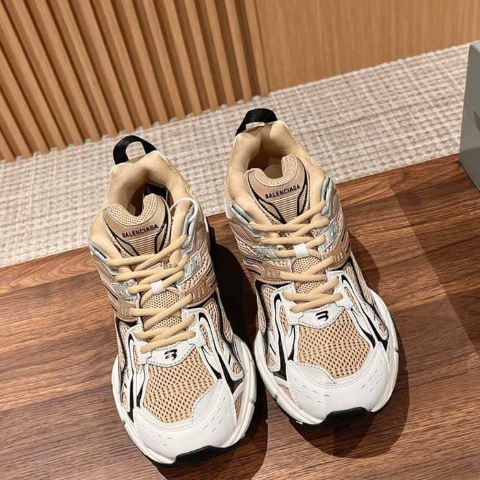 X-Pander Sneaker