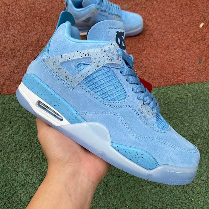 JORDAN 4 RETRO ' UNC ' PE