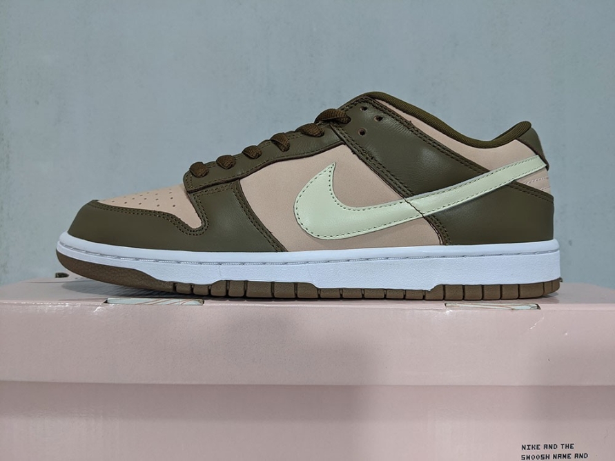 St??ssy x Dunk Low Pro SB ' Cherry '