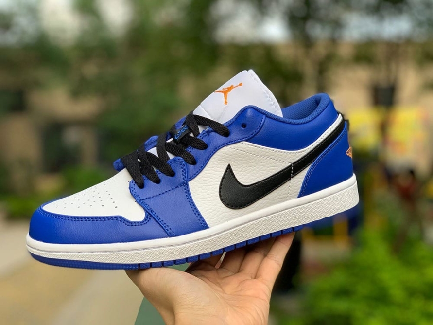 Jordan 1 Retro Low ' Hyper Royal '