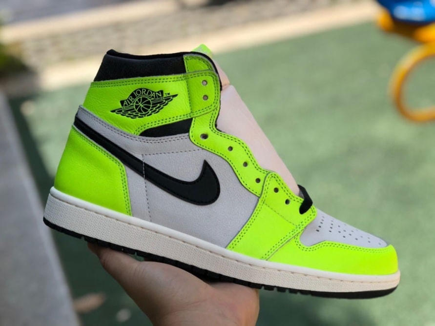 Jordan 1 High OG ' Visionaire '