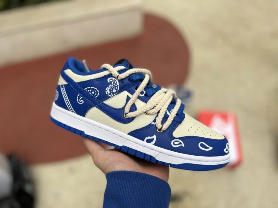 Custom x Dunk Low Retro Lot ' Blue White Paisley '