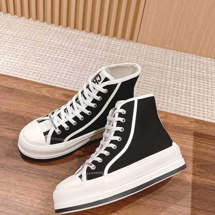 Wmns Walk ' N ' High Top Platform Sneaker